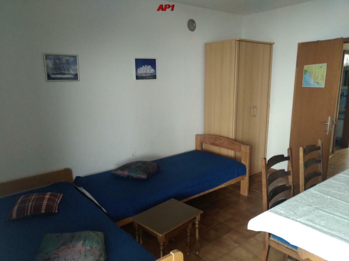 Apartments Sudic Njivice Eksteriør billede